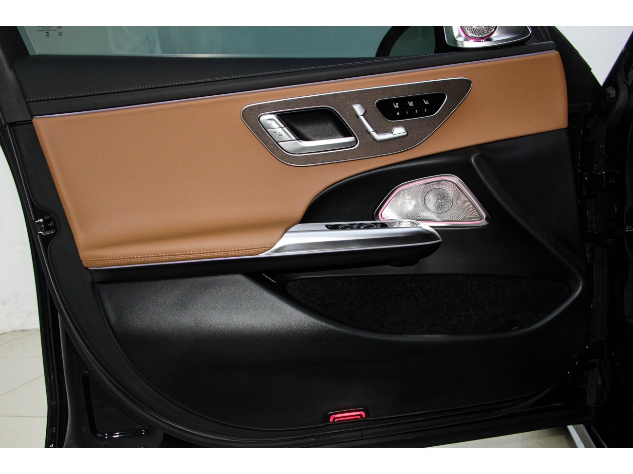 Mercedes-Benz E 300 L 2025