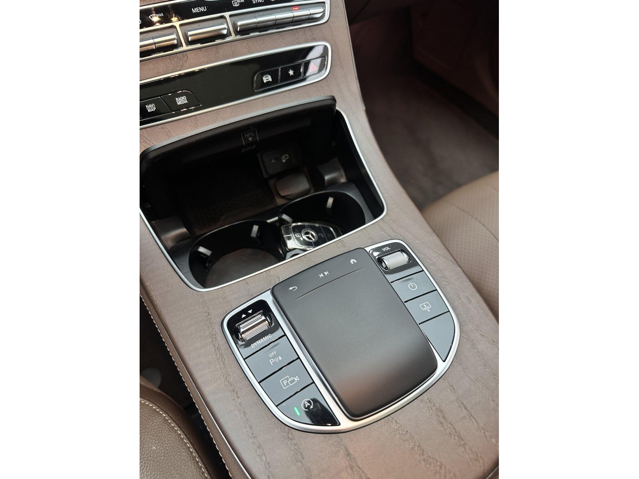 Mercedes-Benz E 300 L 2021