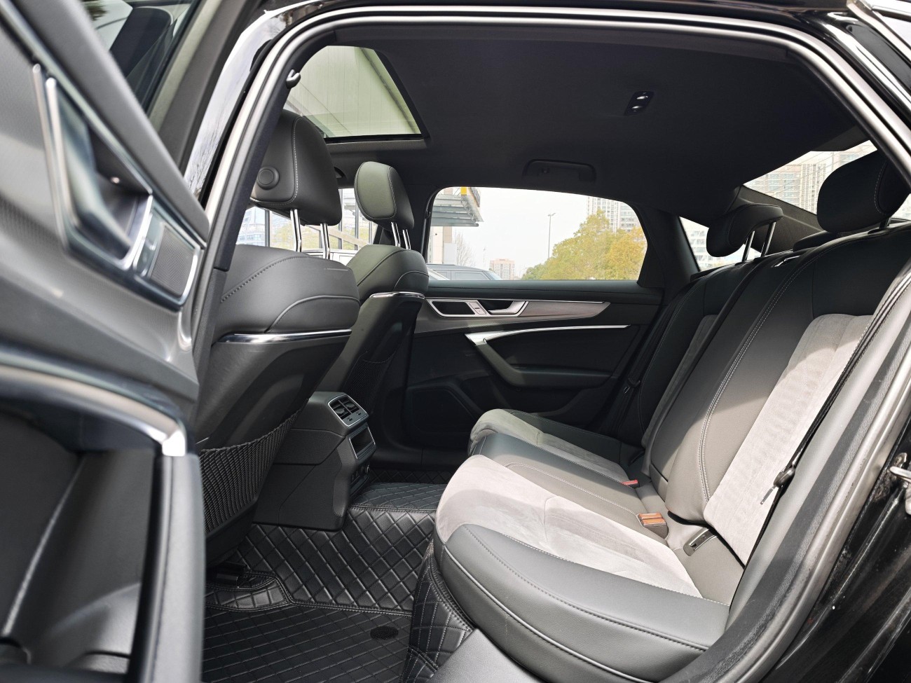 Audi A6L 40 TFSI 2023