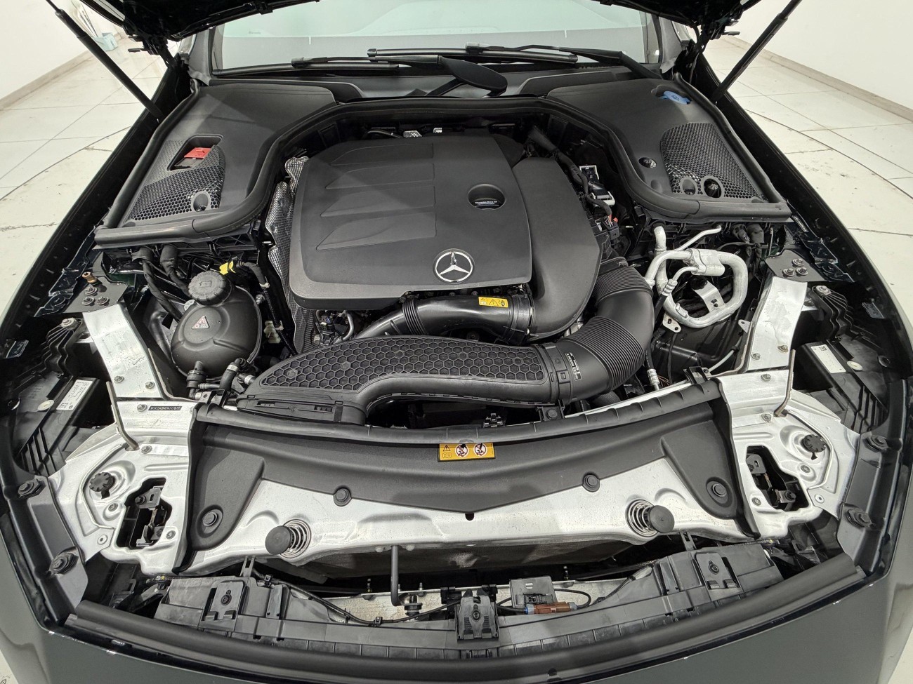 Mercedes-Benz CLS 300 2023