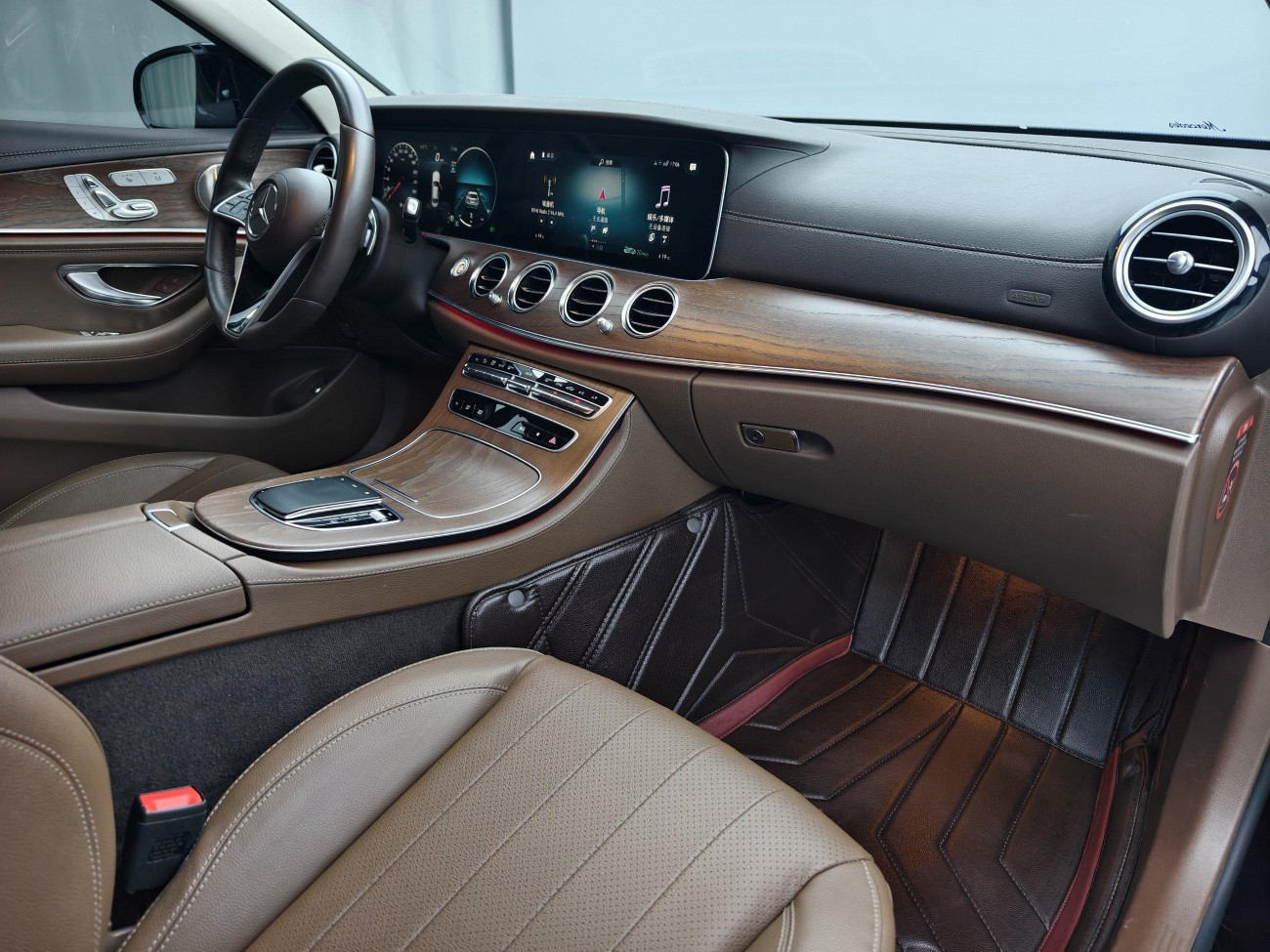 Mercedes-Benz E 300 L 2023