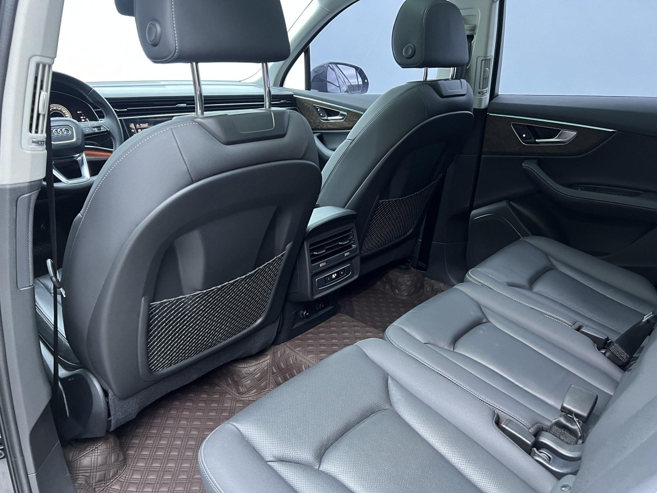 Audi Q7 45 TFSI 2025