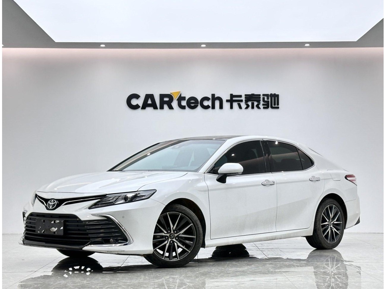 Toyota Camry 2021