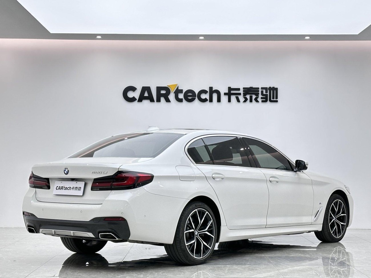 BMW 530Li 2021