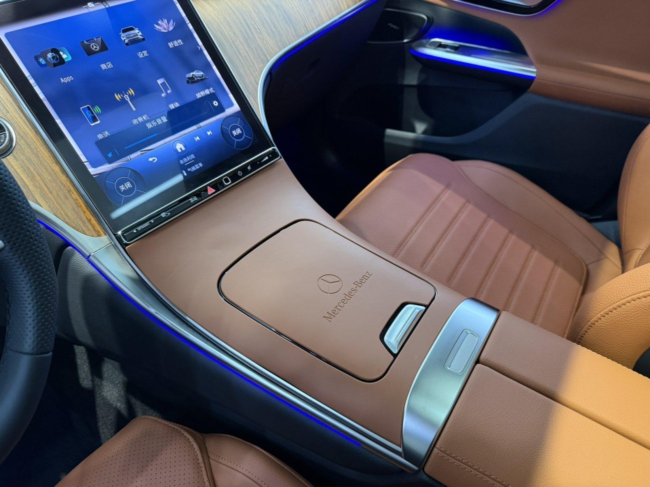 Mercedes-Benz GLC 300 L 2024