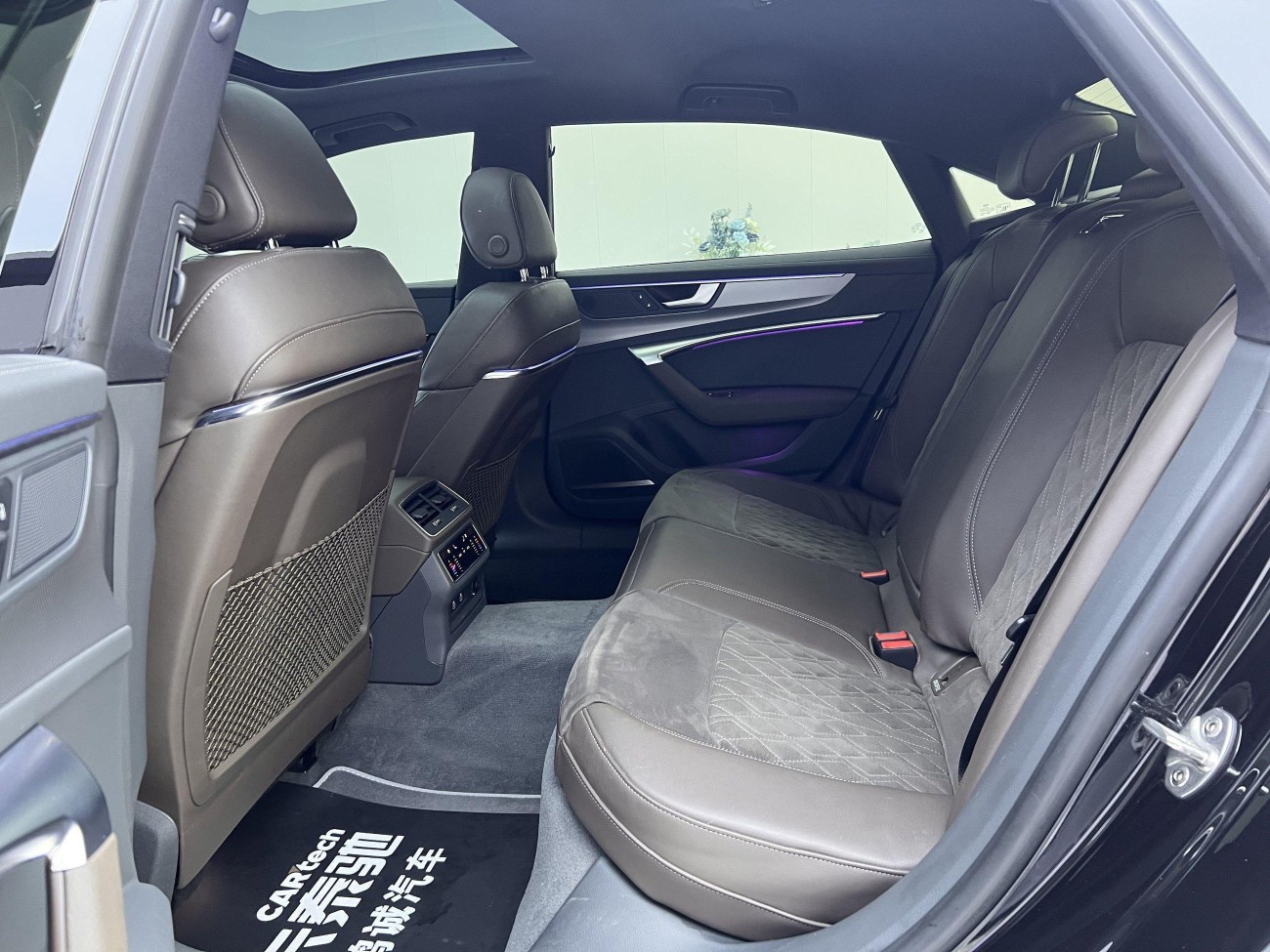 Audi A7L 45 TFSI 2023