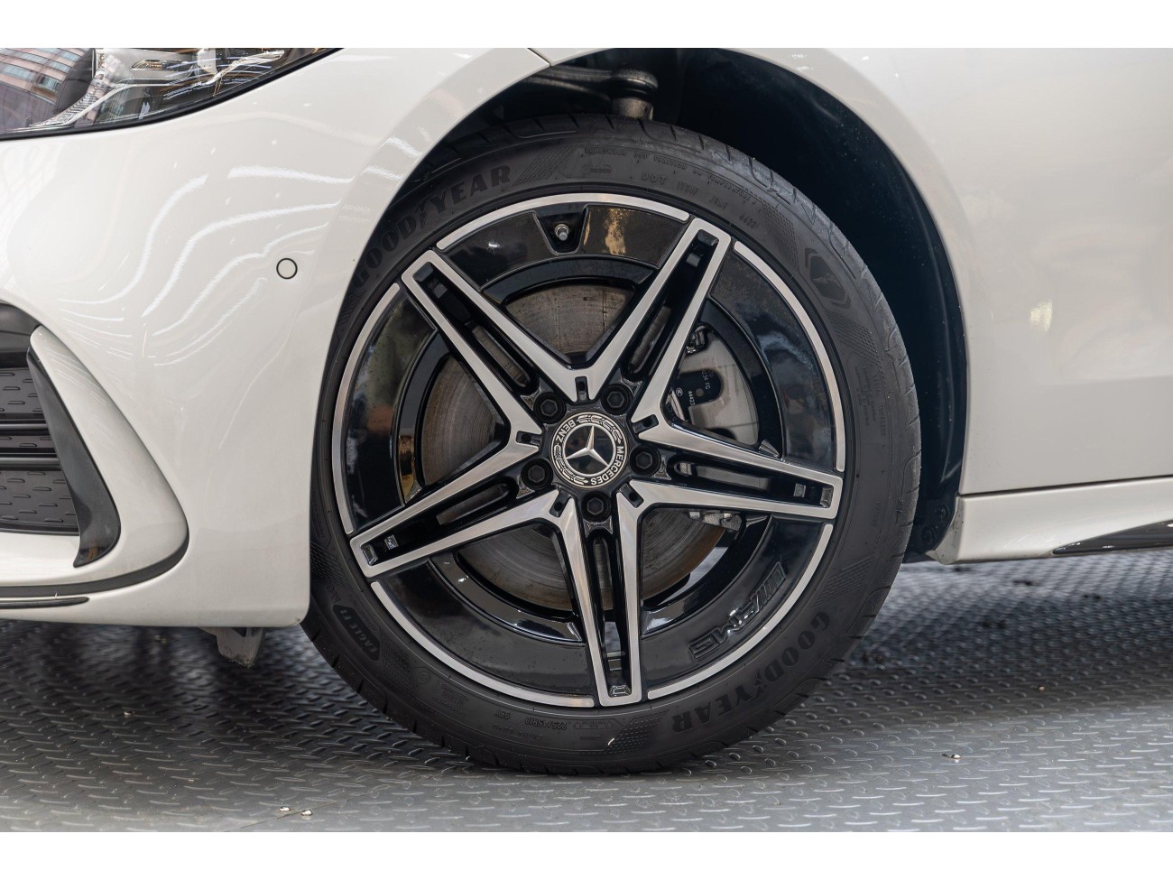 Mercedes-Benz C 260 L 2024