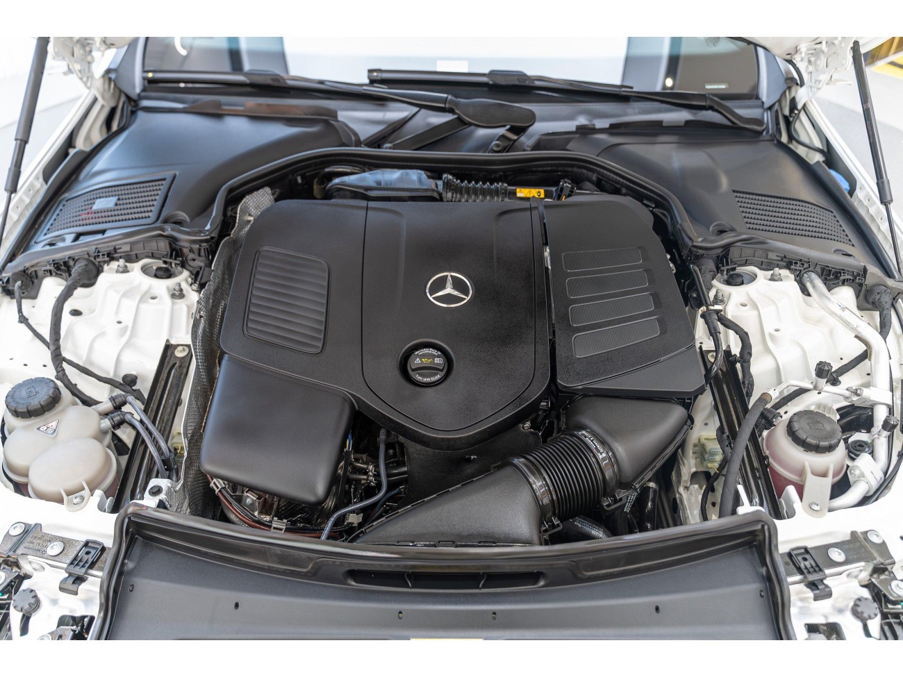 Mercedes-Benz C 260 L 2024