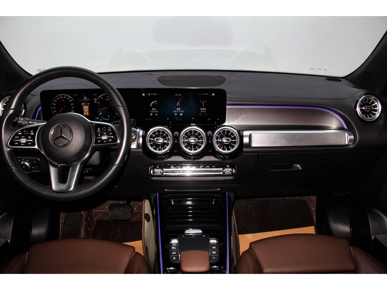 Mercedes-Benz GLB 2023