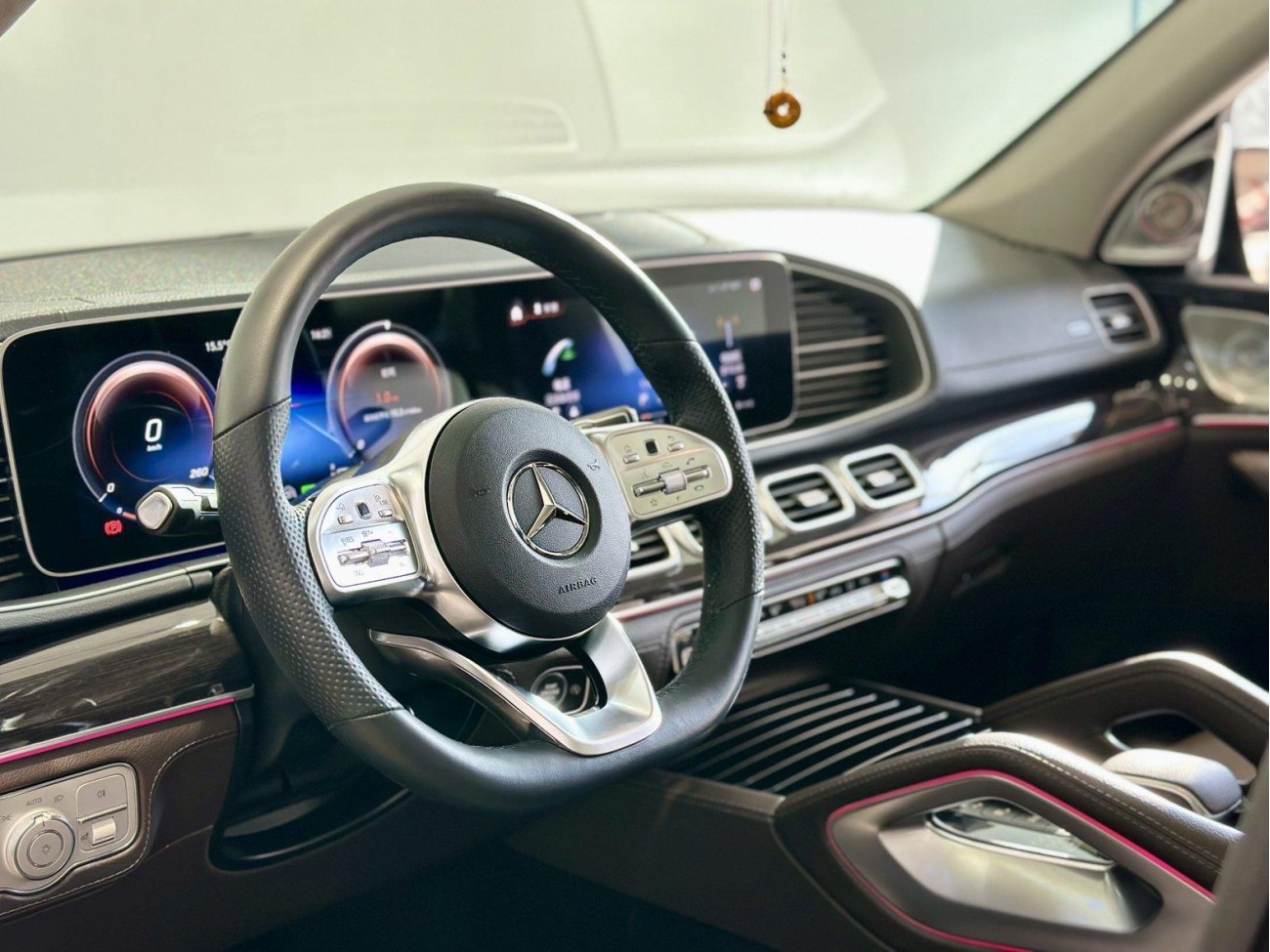 Mercedes-Benz GLS 450 4MATIC 2023