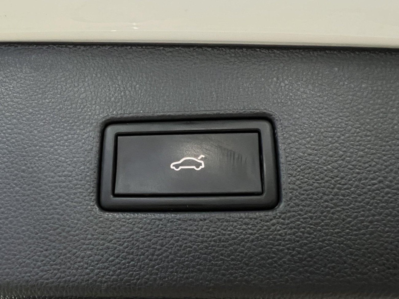 Volkswagen Tiguan L 2022