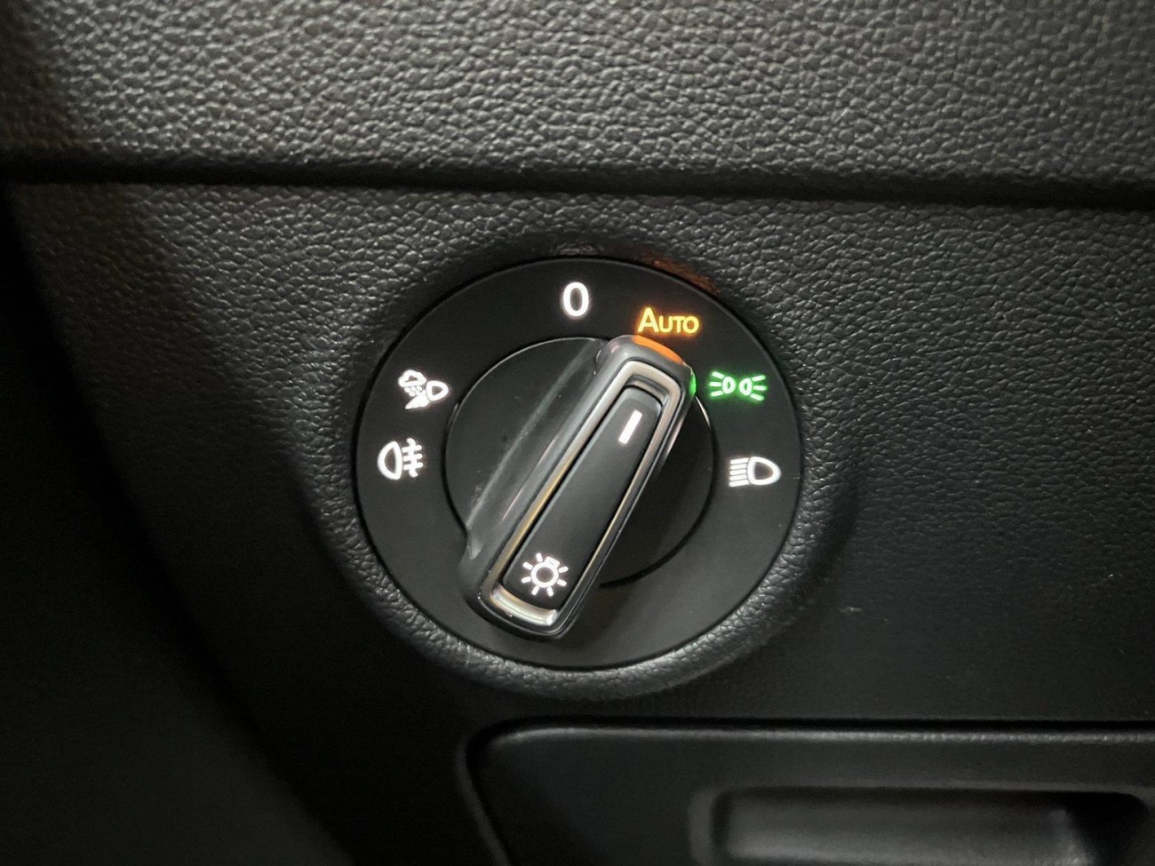 Volkswagen Tiguan L 2022