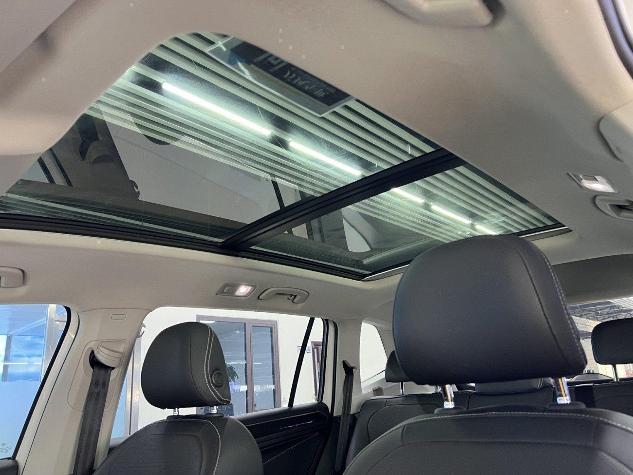 Volkswagen Tiguan L 2022