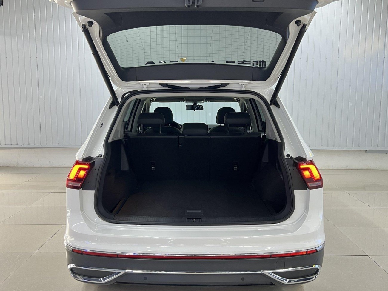 Volkswagen Tiguan L 2022