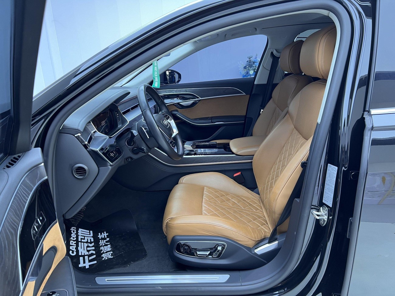 Audi A8L 50 TFSI 2024