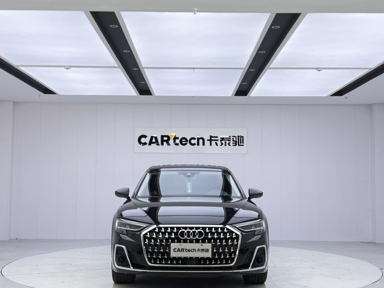 Audi A8L 50 TFSI 2024