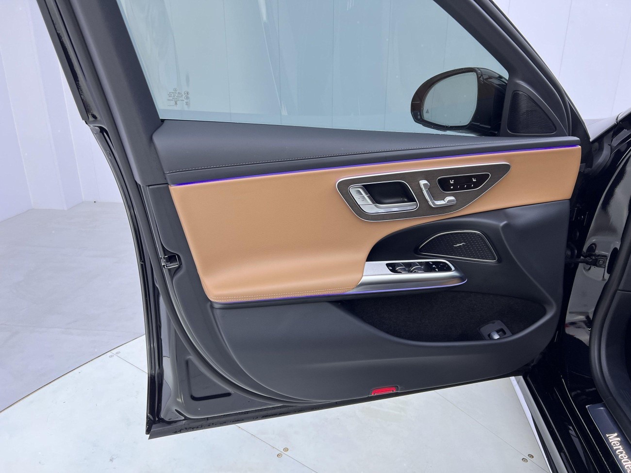 Mercedes-Benz E 300 L 2025