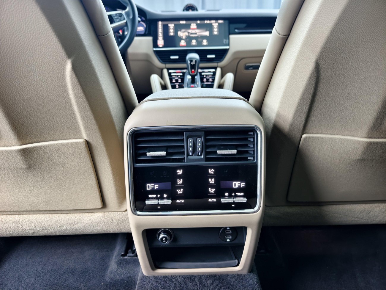 Porsche Cayenne 2021