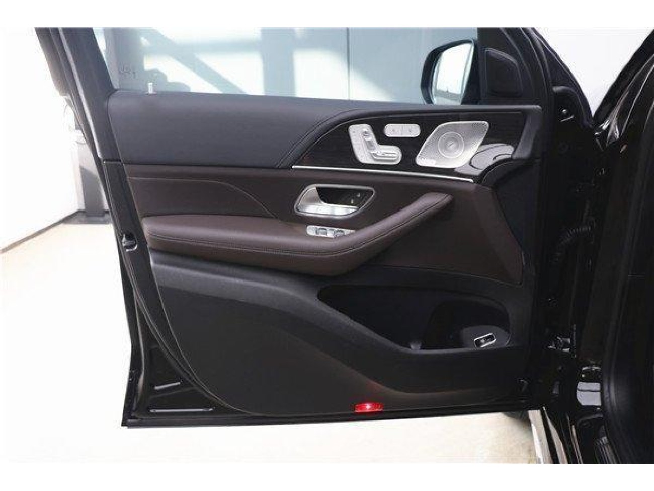 Mercedes-Benz GLS 450 4MATIC 2023