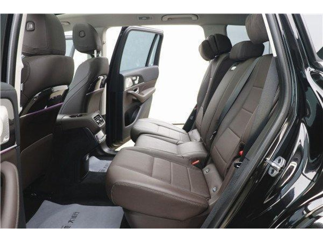 Mercedes-Benz GLS 450 4MATIC 2023