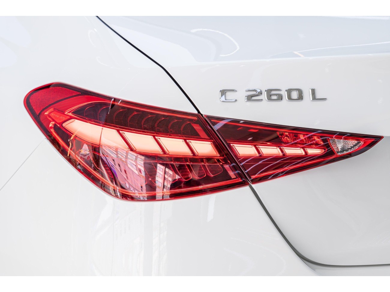 Mercedes-Benz C 260 L 2025