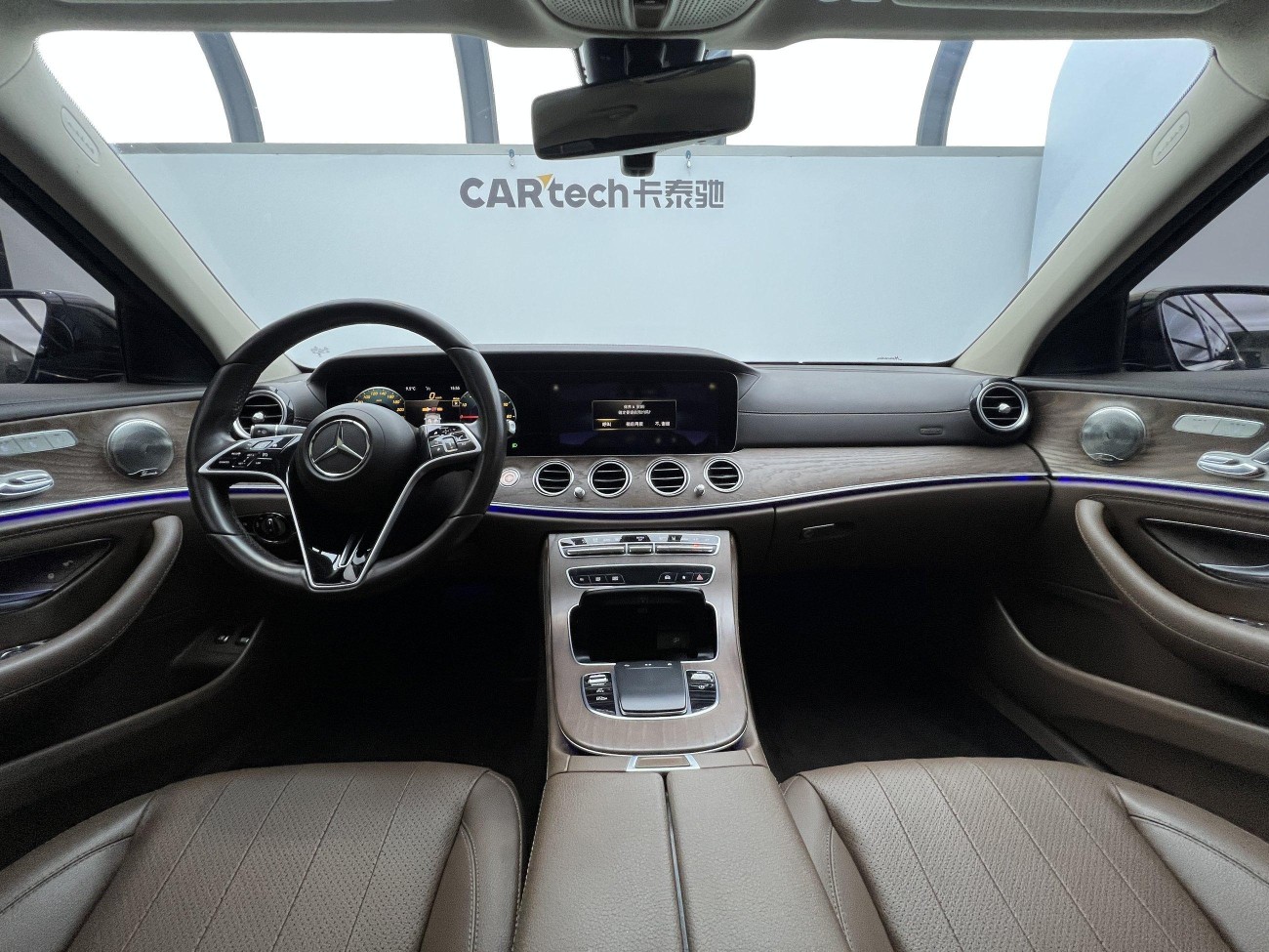 Mercedes-Benz E 350 e 2023