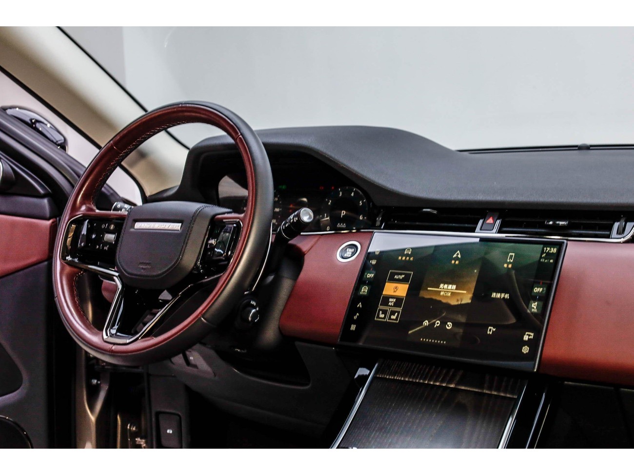 Land Rover Range Rover 2024