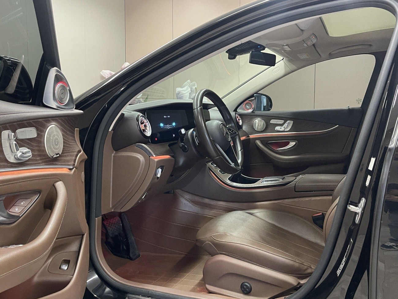 Mercedes-Benz E 300 L 2022