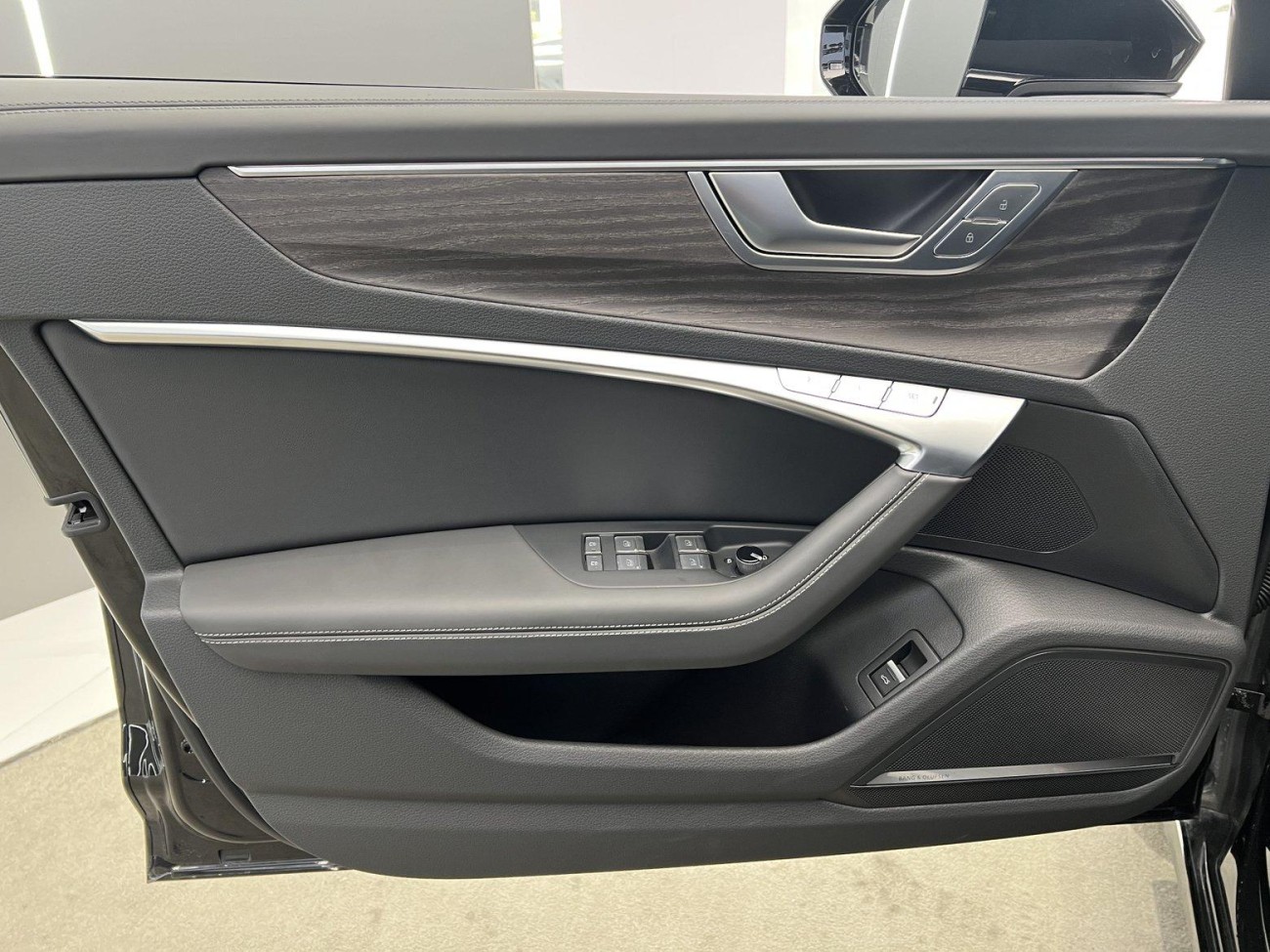 Audi A6L 45 TFSI 2025