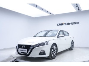Nissan Teana 2022