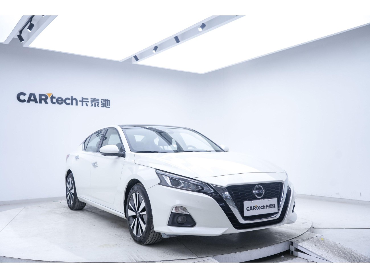 Nissan Teana 2022