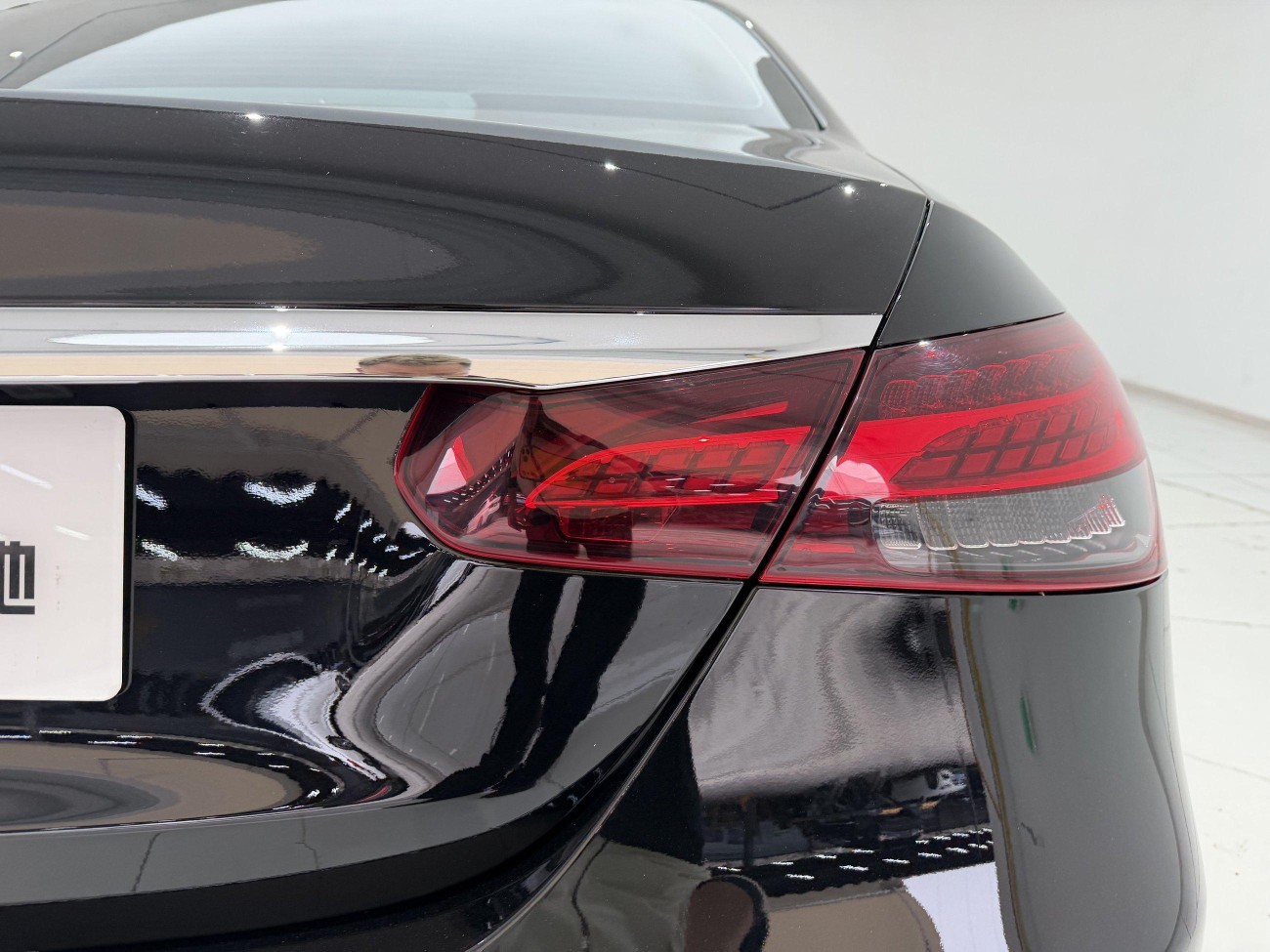 Mercedes-Benz E 300 L 2023