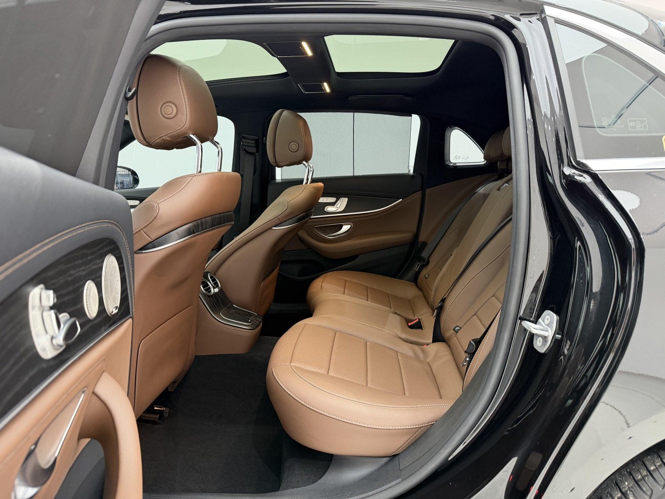 Mercedes-Benz E 300 L 2023