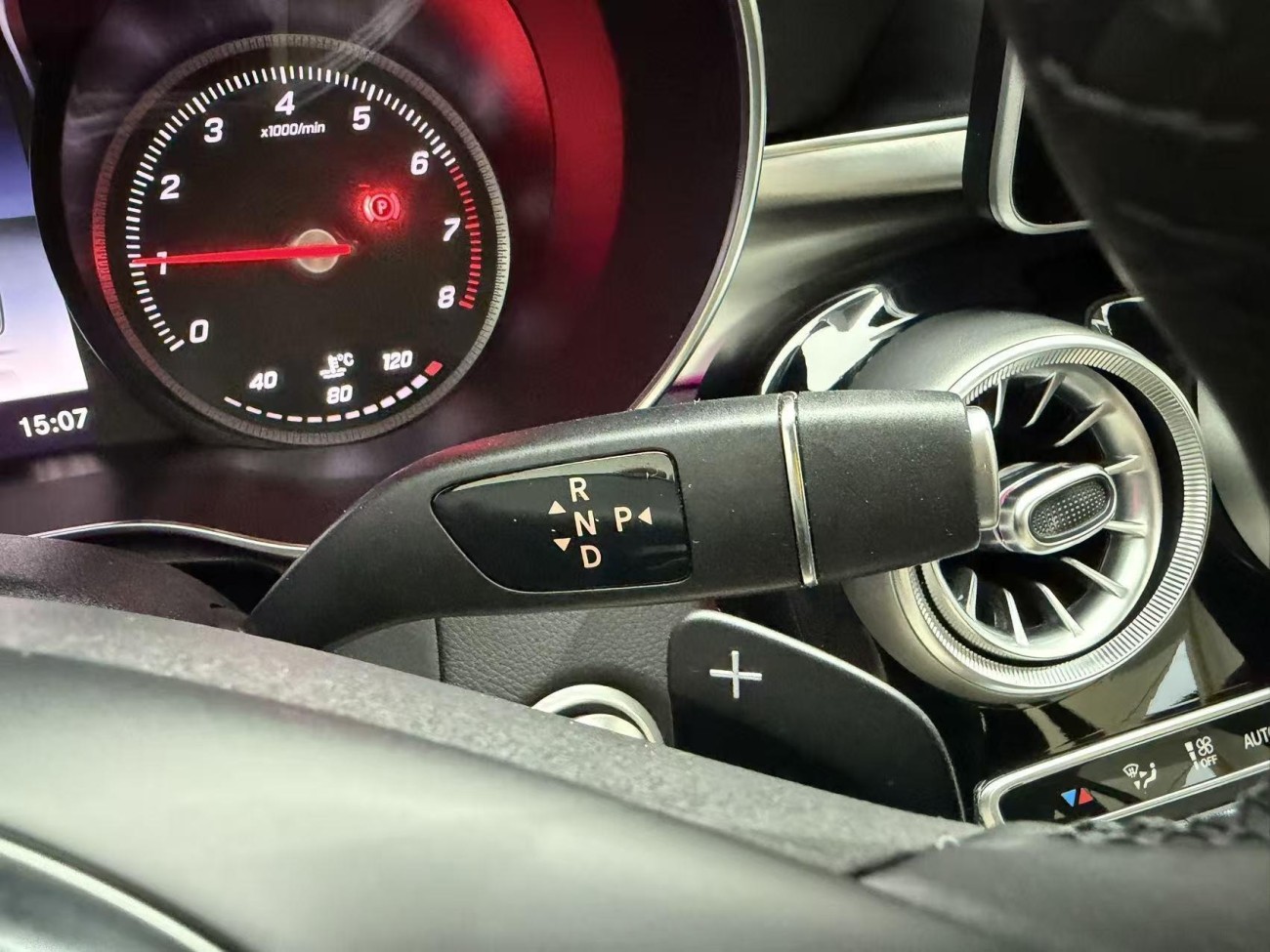 Mercedes-Benz GLC 200 L 2019