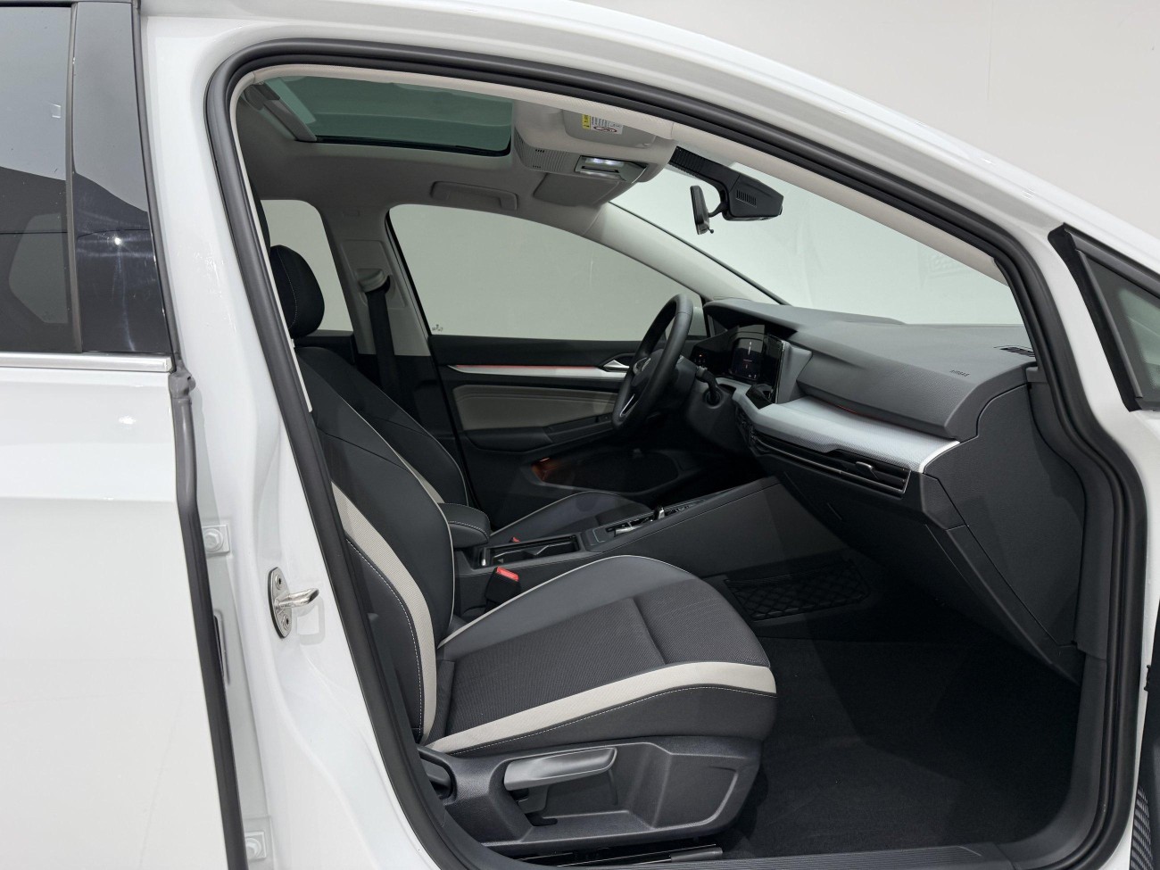 Volkswagen Golf 2025