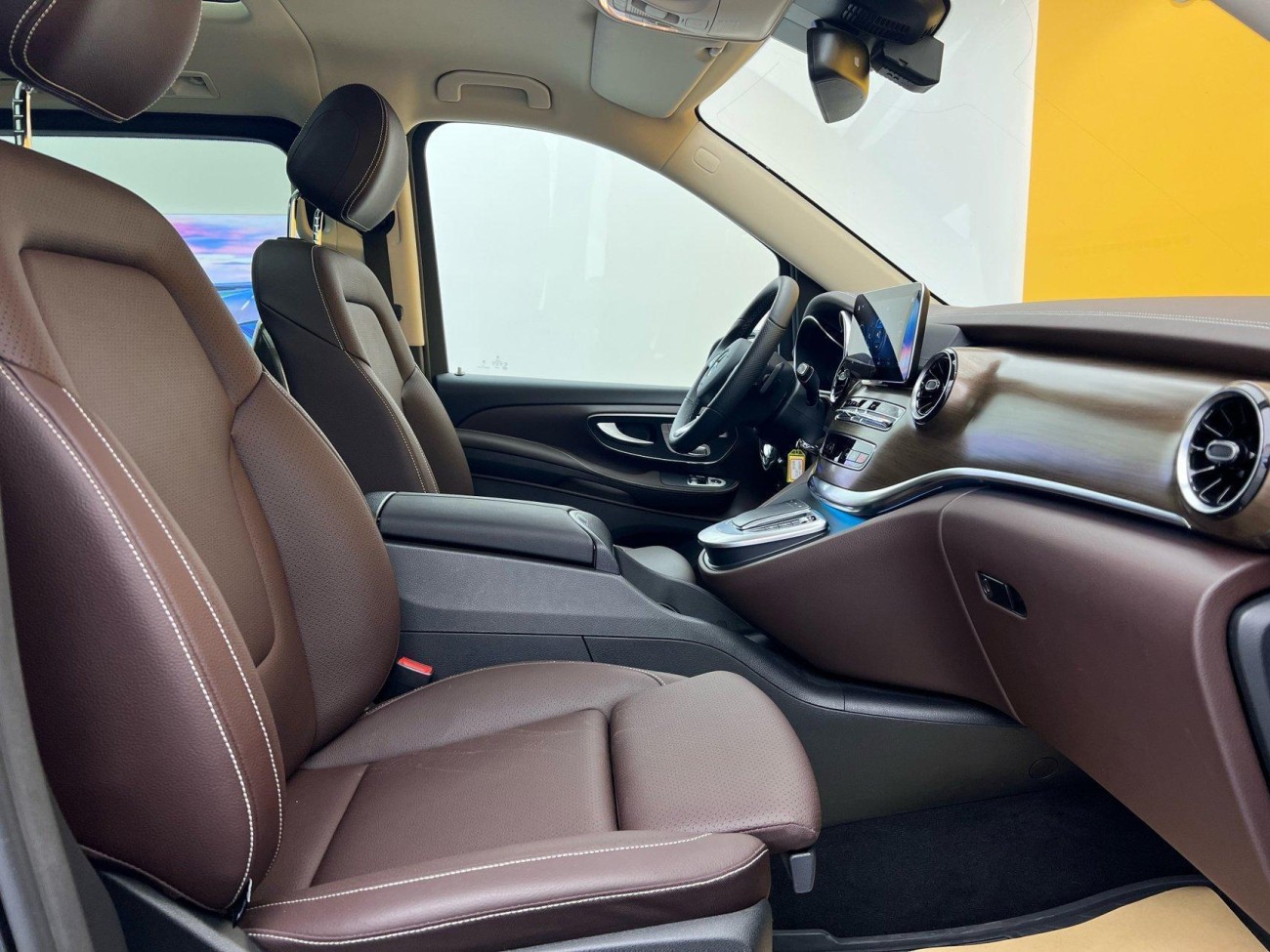 Mercedes-Benz V 2023