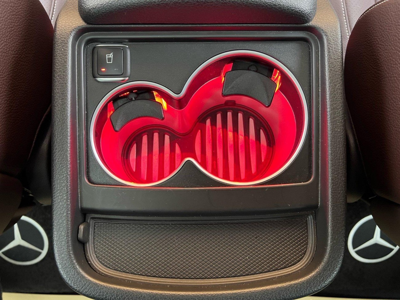 Mercedes-Benz V 2023