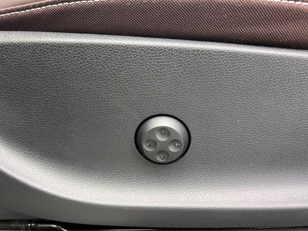 Mercedes-Benz V 2023