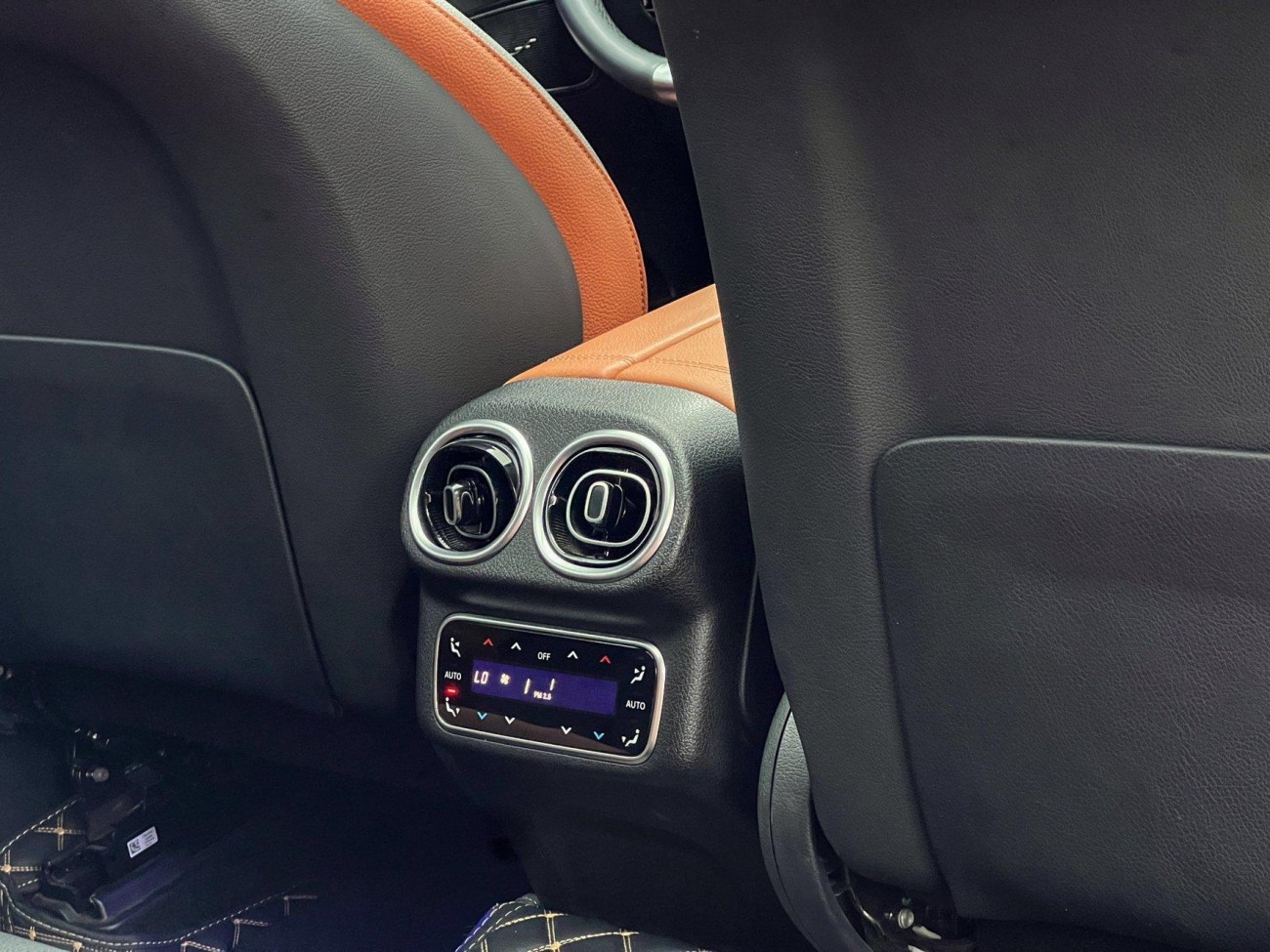 Mercedes-Benz GLC 260 L 2025