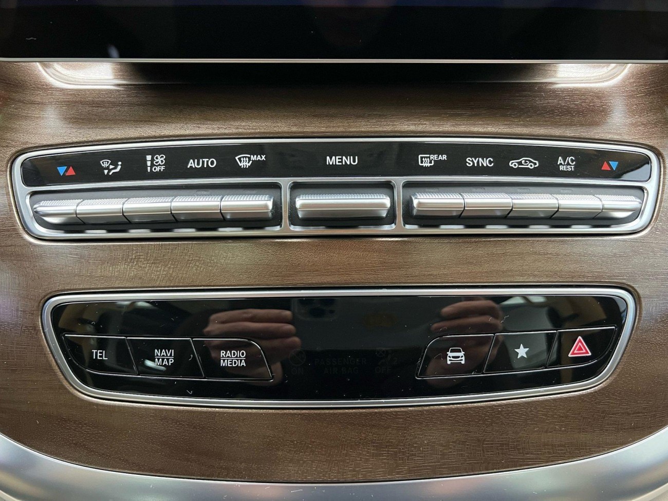 Mercedes-Benz V 2022