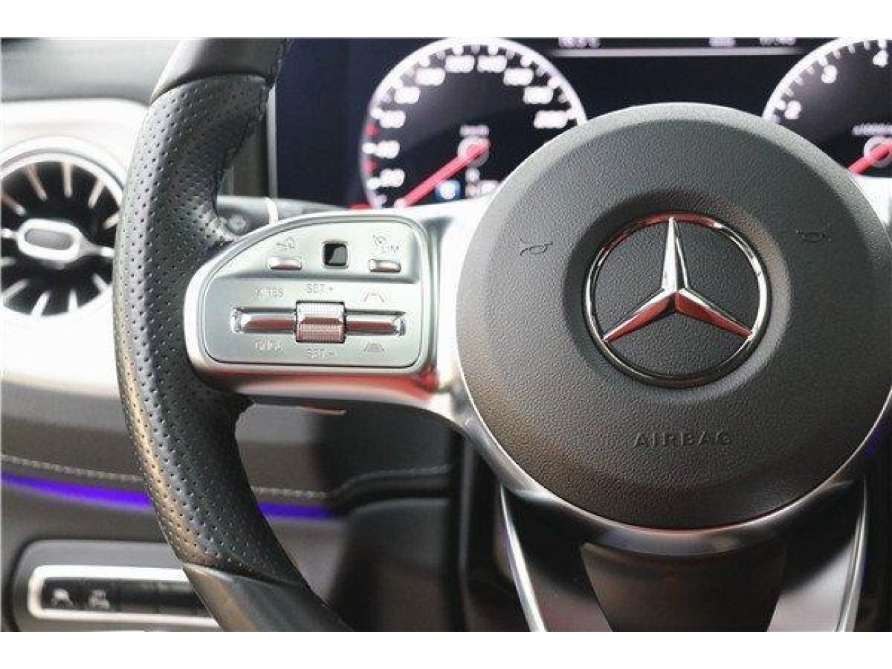 Mercedes-Benz G 500 2023