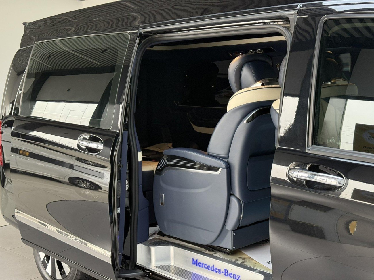 Mercedes-Benz 2021 2022