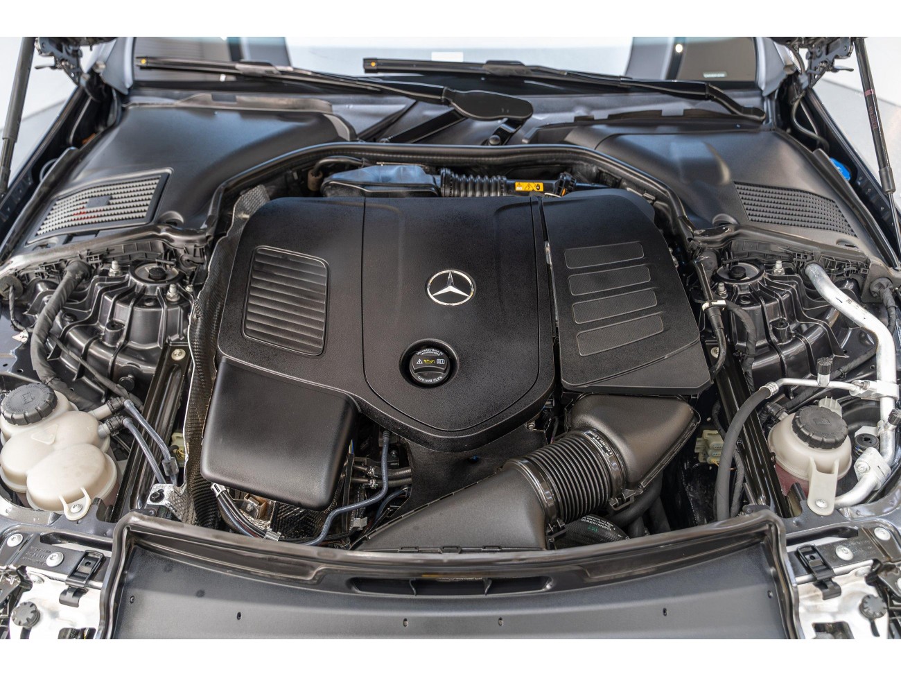 Mercedes-Benz C 200 L 2023