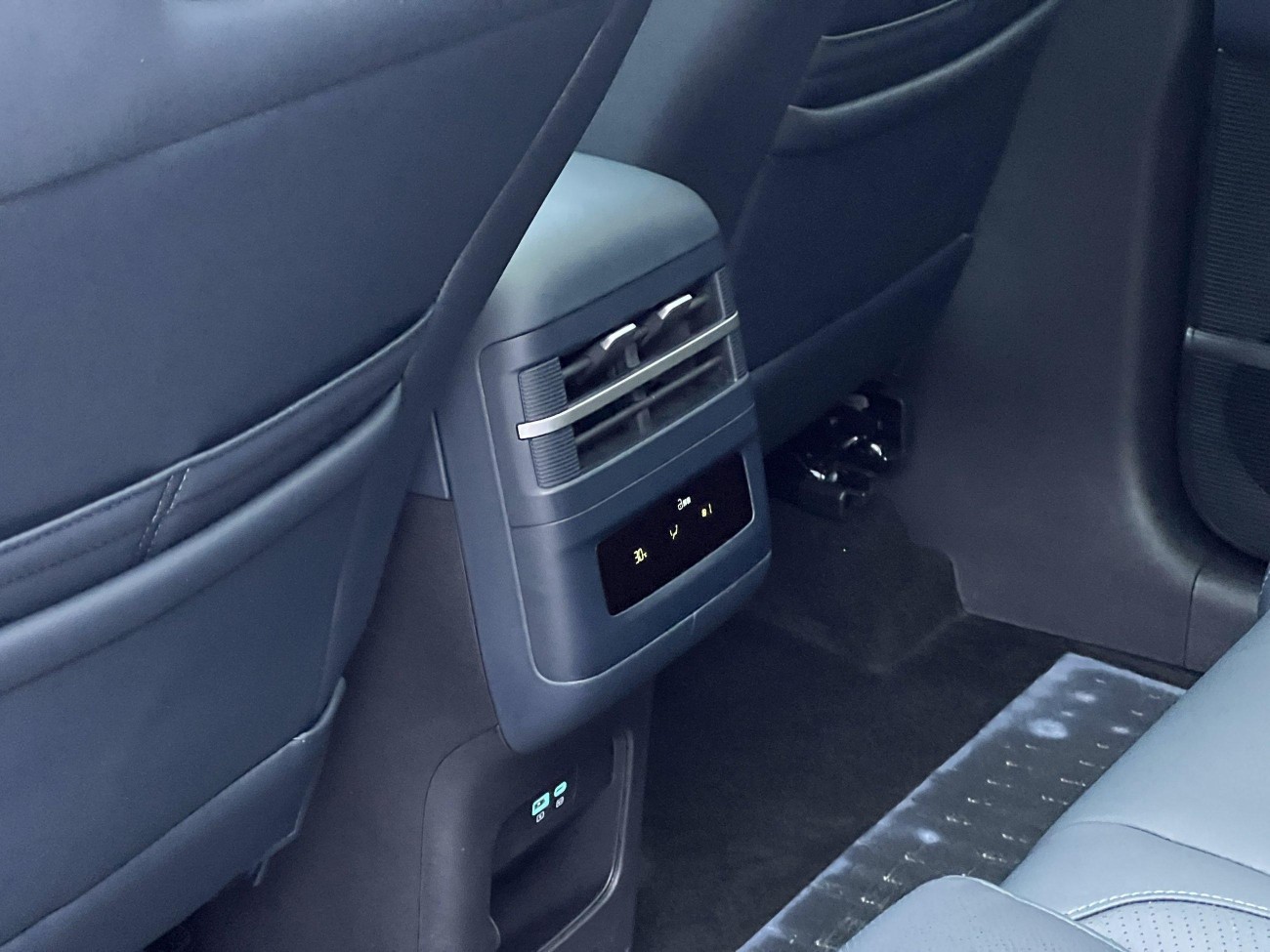 Fang Cheng Bao 7 2026