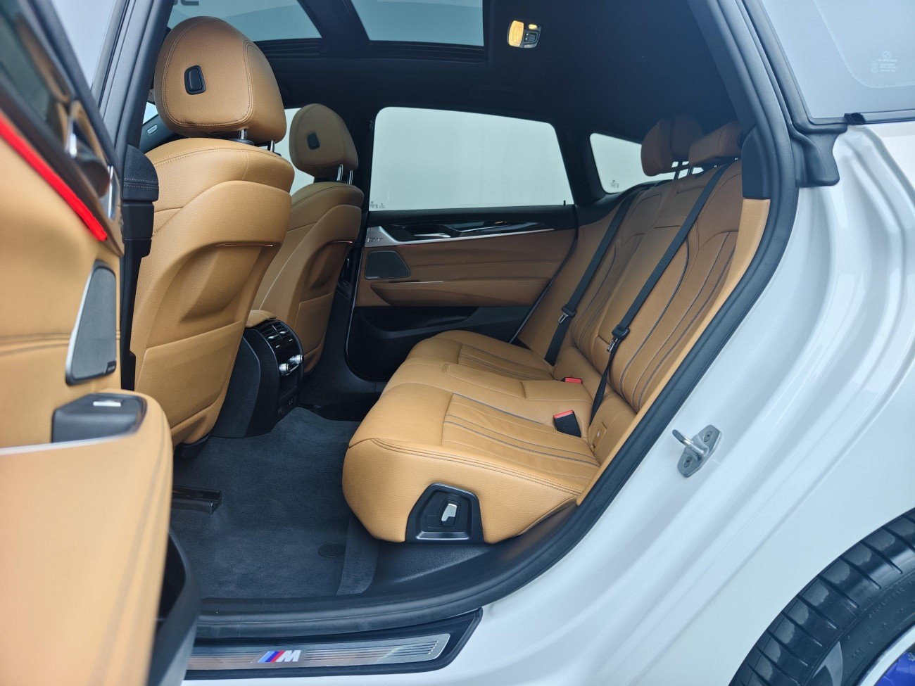 BMW 6GT 2021
