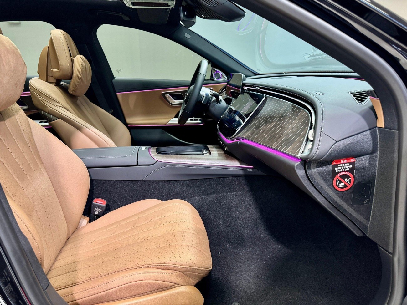 Mercedes-Benz E 300 L 2025