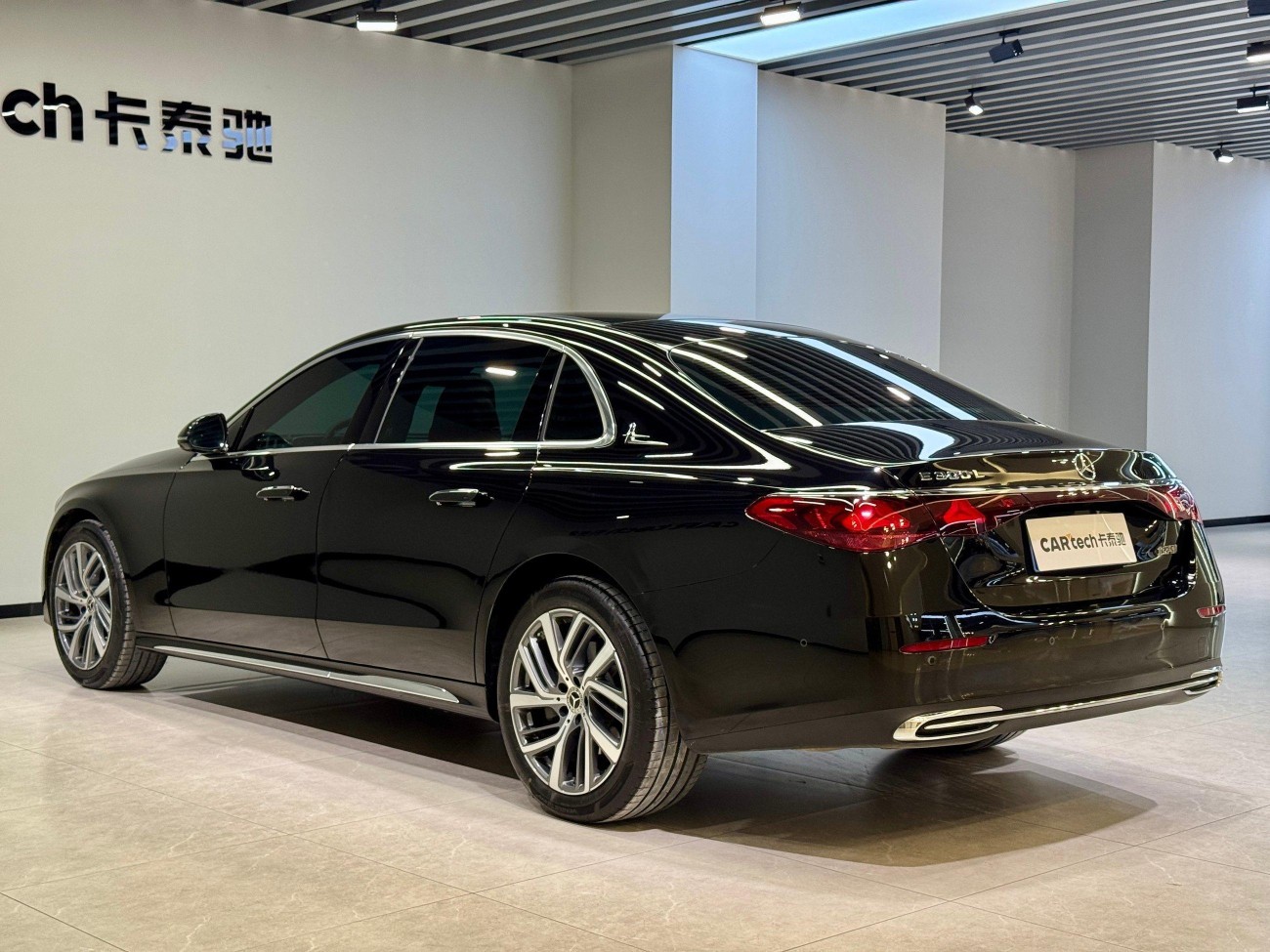 Mercedes-Benz E 300 L 2025