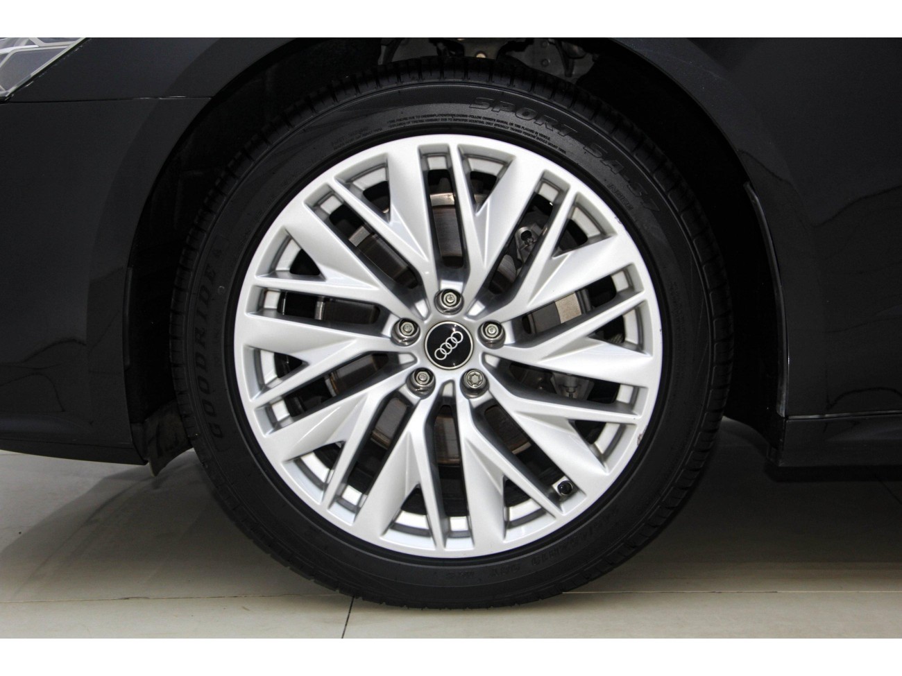 Audi A7L 45 TFSI 2024