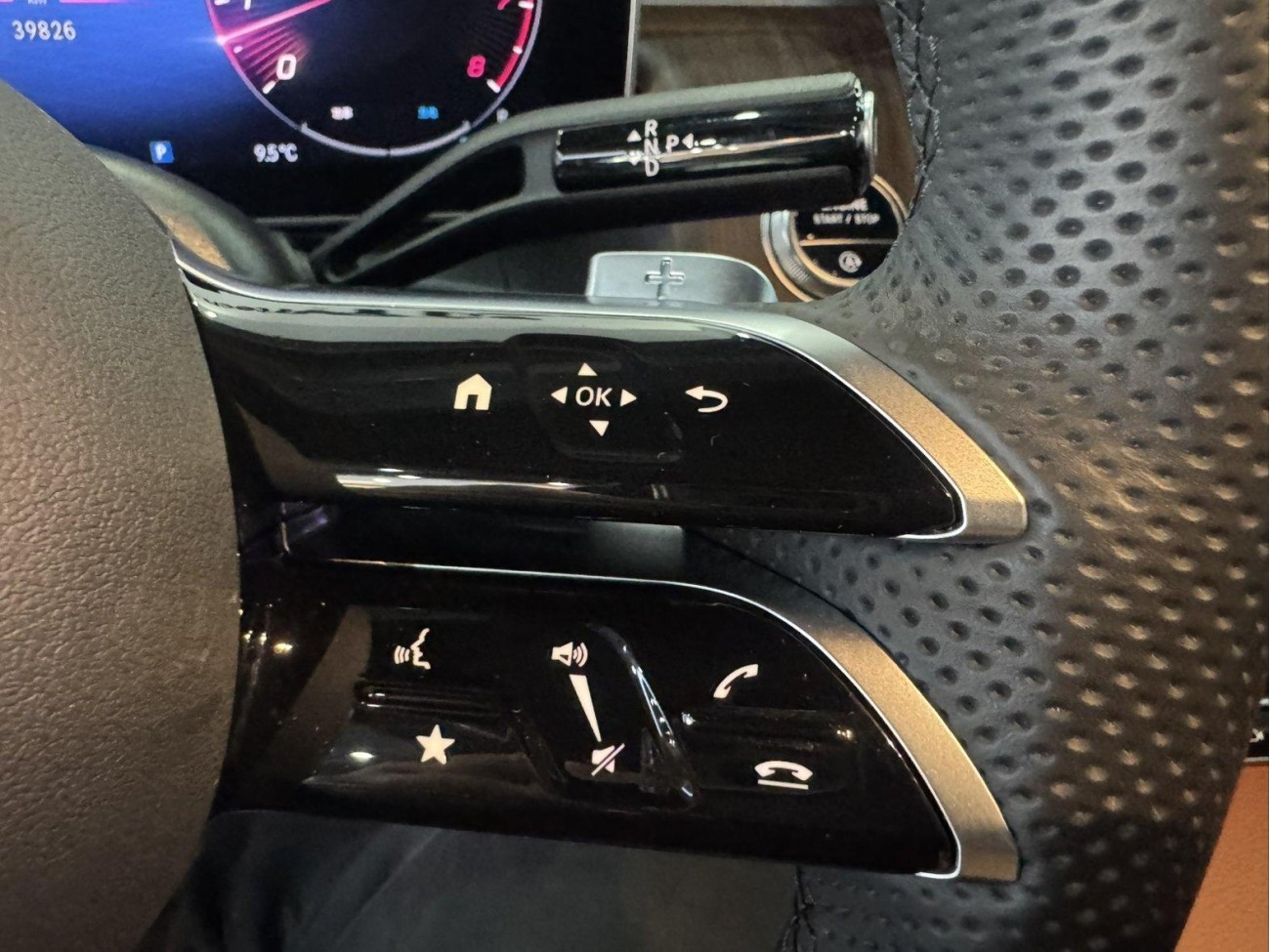 Mercedes-Benz GLC 300 L 2024