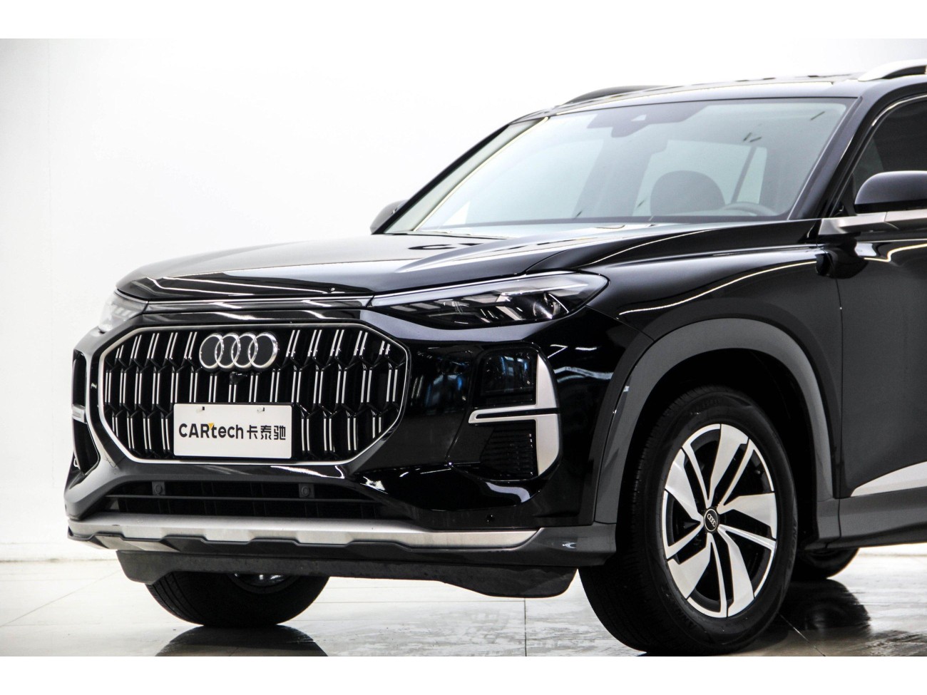 Audi Q6 40 TFSI 2024